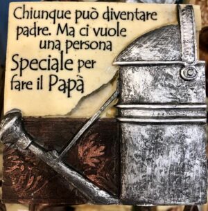 QUADRETTO APPENDIBILE SCOLPITO SU PIETRA (PAPA')