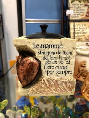 PORTA CANDELA SCOLPITA SU PIETRA CON COPERCHIO (MAMMA)